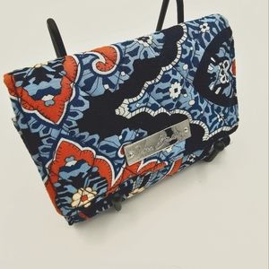 NWOT VERA Bradley Snap trifold wallet